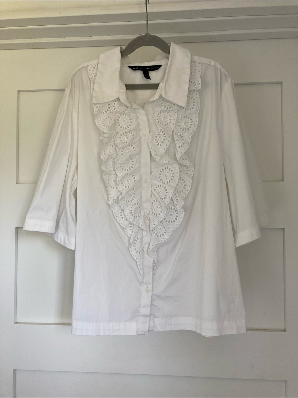 White House Black Market White Blouse Womens Large Eyelet Ruffles Top EUC